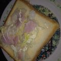 みほきのこ's cooksnap of when they made 我が家の朝御飯の定番★ハムトースト.