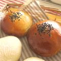 Marrietty's cooksnap of when they made ごまたっぷり☆ごまあんぱん☆.
