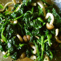 りるみな's cooksnap of when they made ほうれん草としめじの胡麻和え(砂糖不使用.