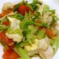 fukudoru's cooksnap of when they made 鶏セロリ豆腐トマトのナンプラー炒め.