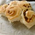 あやめろろ's cooksnap of when they made 生地はＨＢにお任せアップルシナモンパン.