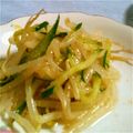 ハルニョッキ's cooksnap of when they made 美味しいラー油で☆ナムル.