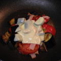 鼻兎0929's cooksnap of when they made なすとトマトのチーズ炒め.
