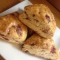 くろぉーばぁ's cooksnap of when they made 苺のカッテージスコーン*。○.
