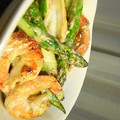 bonj's cooksnap of when they made ★マヨでコク★アスパラとえびのマヨ炒め.