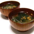 miino's cooksnap of when they made まな板包丁使わずに！わかめスープ.