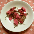 ♪nano♪'s cooksnap of when they made 我が家の八重桜（関山）の塩漬け♪.