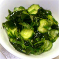 気のむくママ's cooksnap of when they made きゅうりとワカメと大葉まろやかゴマ酢の物.