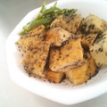 memgeg's cooksnap of when they made 厚揚げといんげんの胡麻化粧.