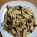 さかつん子's cooksnap of when they made 豚肉とキノコのバターポン酢炒め.