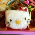 かんめぶゆー's cooksnap of when they made キャラ弁簡単キティちゃん＆ミミィおにぎり.