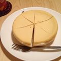 hazelnats's cooksnap of when they made 炊飯器チーズケーキ.