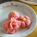 girlest18's cooksnap of when they made 薄切り餅でねりきり.