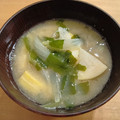 tsmitaka's cooksnap of when they made 筍と新玉ねぎとわかめのみそ汁.