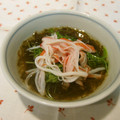 m@n@'s cooksnap of when they made 豆苗とカニカマのもずく酢.