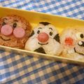berry_a's cooksnap of when they made キャラ弁*簡単♪おむすびまんおにぎり.