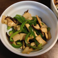こけしちゃわん's cooksnap of when they made エリンギとﾋﾟｰﾏﾝの塩昆布炒め.