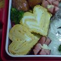 わはは猫's cooksnap of when they made お弁当に！ハート型卵焼き.