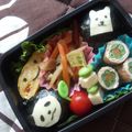 かもめ食堂's cooksnap of when they made シロクマパンダ弁当(動物園遠足に）.