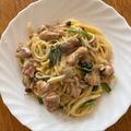 irururu's cooksnap of when they made 鶏胸肉しめじほうれん草クリームパスタ.