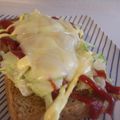 tomokoshiawase's cooksnap of when they made ジャンクに☆マヨケチャトースト.