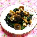 シャンプーハット's cooksnap of when they made ほうれん草としめじの海苔の佃煮和え.