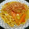 ☆もつさん☆'s cooksnap of when they made カレー焼きうどん.