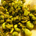 marilin36's cooksnap of when they made 捨てないでおつまみに♪空豆の薄皮揚げ.