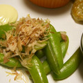 marilin36's cooksnap of when they made 簡単！スナックえんどうのかか和え.