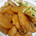 guri525's cooksnap of when they made 簡単美味トロやわ鶏手羽先と大根の照り煮.