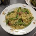 べやす's cooksnap of when they made きぬさやのパスタ マヨたまガーリック.