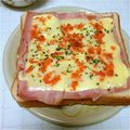 miimiiko's cooksnap of when they made ベーコンと鮭フレのトースト～Ｓ考案～.
