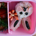 はなままぱぱ's cooksnap of when they made キャラ弁　簡単さくらほっぺのウサギさん.