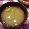 ぶこち's cooksnap of when they made 新じゃがと絹さやの千切り味噌汁.