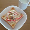 ﾋﾟﾛﾐ♡'s cooksnap of when they made かにかまチーズトースト.