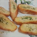 ゆちちくんママ♪'s cooksnap of when they made 安うま簡単ガーリックトースト.