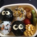 ナンナク's cooksnap of when they made まっくろくろすけfamキャラ弁.