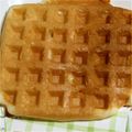 ぴーちゃんぱぱ's cooksnap of when they made 簡単☆サクサクワッフル【覚書】.