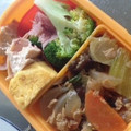 みほきのこ's cooksnap of when they made 簡単お弁当にも☆豚バラとワカメの中華炒め.