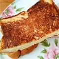 eiyoushi's cooksnap of when they made カナダランチ☆グリルドチーズサンドイッチ.