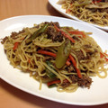 POCOxxx's cooksnap of when they made 牛肉と長ねぎのオイスターソース焼きそば。.