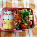 みうきー's cooksnap of when they made 簡単！キャラ弁当♪俵ヒヨコ&ニワトリ☆.