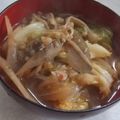 きらり流れ星's cooksnap of when they made 根菜のみそ汁.
