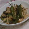 美びアン子's cooksnap of when they made 鶏肉とししとうとしめじのトマト炒め.
