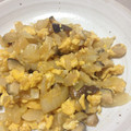 おぴ様's cooksnap of when they made 即席お弁当おかず♪椎茸新玉ねぎの卵炒め♥.