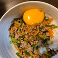 なっちゃん2008's cooksnap of when they made 合い挽き肉で♩ワンパンそぼろビビンバ丼.