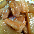 ０４２２'s cooksnap of when they made 大根と角煮 簡単ﾚｼﾋﾟ.