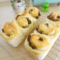 りんごエプロン's cooksnap of when they made HBで♡湯種レーズン食パン.