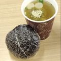 蕎麦の華's cooksnap of when they made おにぎり♡カニカマおかかマヨネーズ.