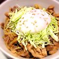 しまむらりょう's cooksnap of when they made うま辛豚丼～温玉のせ～.